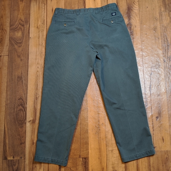 Dockers Men's Gray 36 x 30 - Picture 6 of 7